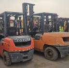 القديه, الشاحنات , معدات للإيجار