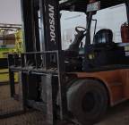 سيزرلفت ومان لفت ورافعات شوكيه وتليهندلر للايجار , الشاحنات , رافعة