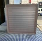 طوب زجاجي, Services