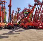 سيزر لفت ومان لفت ورافعات شوكيه وبوم تراك للايجار , النقل والخدمات اللوجستية, فان و تأجير الشاحنات