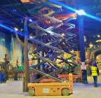 سيزر لفت 12متر 16متر 14متر للإيجار في جدة الدمام, السلع للأطفال واللعب