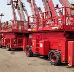 Manlifts and scissor lift rent, الشاحنات , رافعة