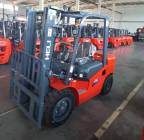 رافعات شوكيه للايجار, الشاحنات , رافعة