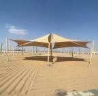 مظلات خيام, ملابس, المصممون