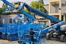 سيزرلفت مانلفت رافعات شوكية تليهندر جيسبي للإيجار , Trucks & Special Vehicles, Equipment Services