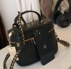شنط, jewelry_and_watches