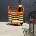 سيزرات لفت, الشاحنات , رافعة