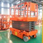 scissor lifts All sizes For rent, السلع للأطفال واللعب