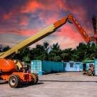 man lift All sizes For rent, السلع للأطفال واللعب