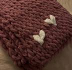 شالات وبطانيات من صوف البوفي, الملابس و الأحذية