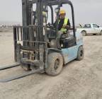scissors lifts, manlifts and forklifts for rent, النقل والخدمات اللوجستية, فان و تأجير الشاحنات