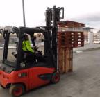 سيزرات ليفت متوفرة للايجار وكرينات ومان ليفت متوفر, النقل والخدمات اللوجستية