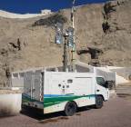 للايجار موديل حديث واسعار مناسبة جدا, الشاحنات , رافعة