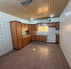 المنزل والحديقة, أثاث