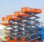 متوفرلدينا سيزرلفت ومان لفتات وتاورلايت ورافعه شوك, الشاحنات , رافعة